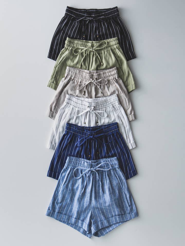 Urban Daizy - Wholesale Shorts - Women's - Relaxed Fit Linen Blend Shorts