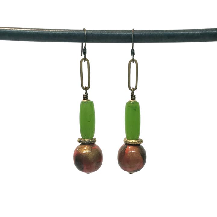 Orecchini Stacked Moon Drop per la vendita all'ingrosso da parte di TOODLEBUNNY