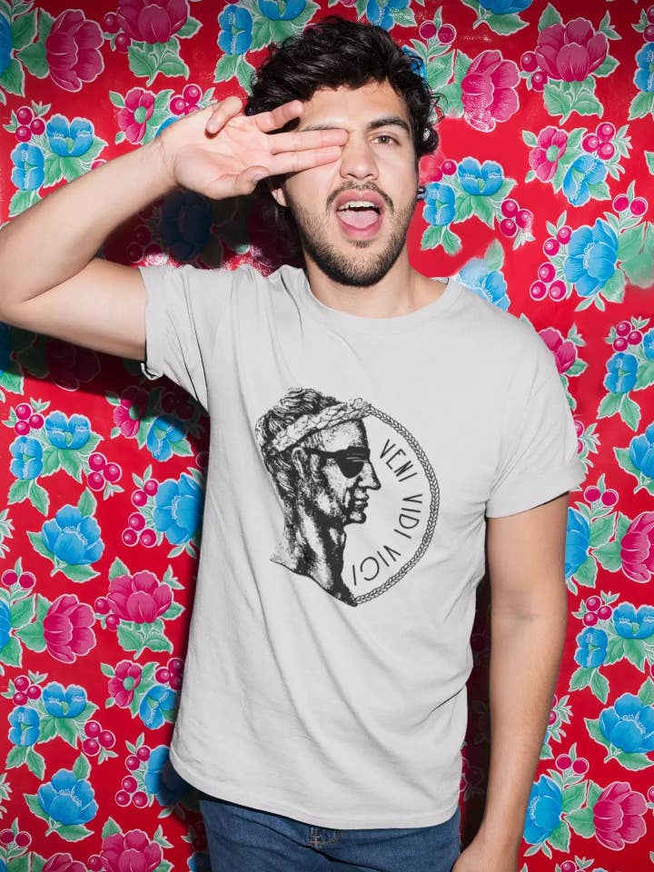 ULTRABASIC - Graphic Men's Veni Vidi Vici T-Shirt Printed Letters Vintage White for wholesale on Faire2