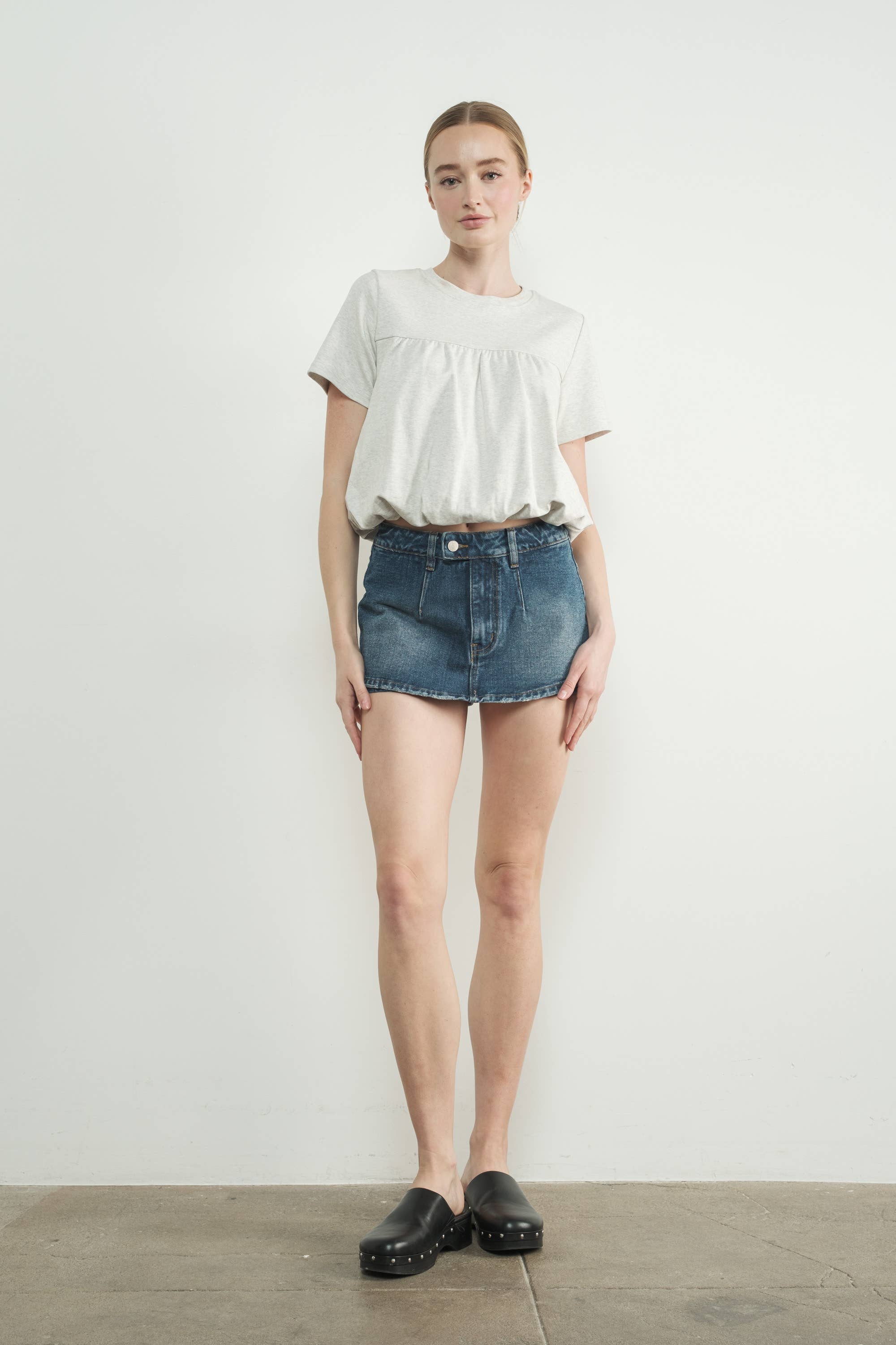 Aaron & Amber - Wholesale T-Shirt - Women's - MAT3226 BUBBLE HEM SHORT SLEEVE T-SHIRTS6