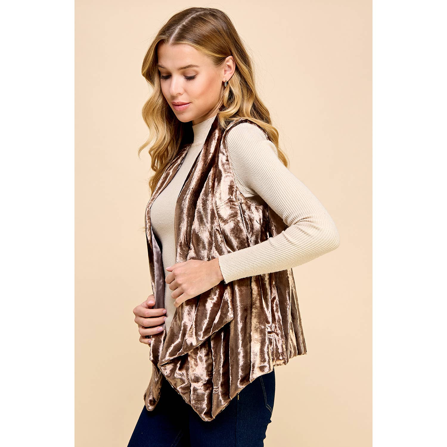 BROWN FAUX FUR OPEN VEST 25246 for wholesale on Faire5