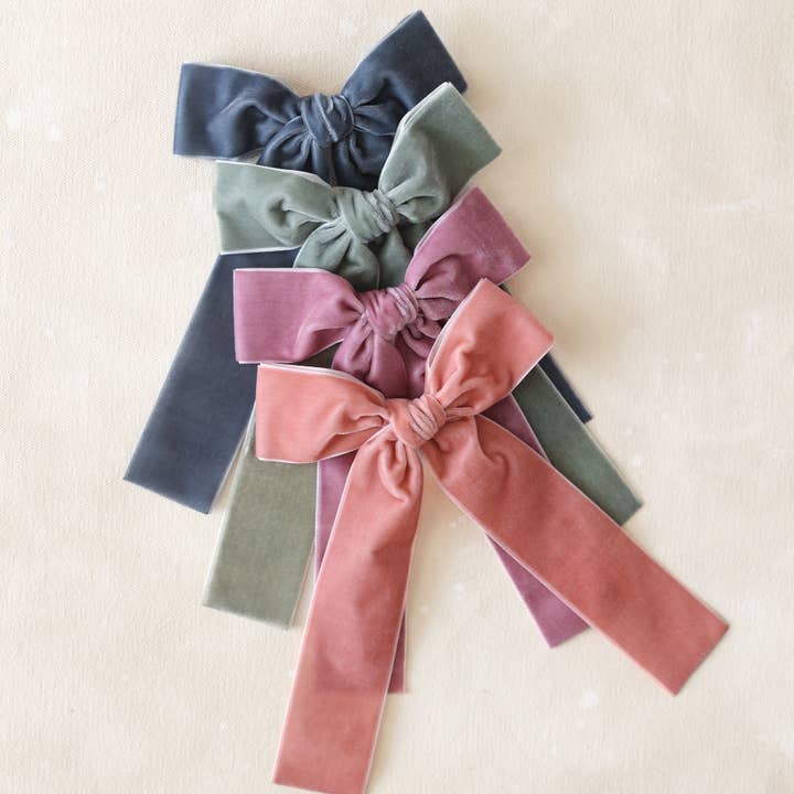 Oversized Ribbon Sundays for wholesale by Acre