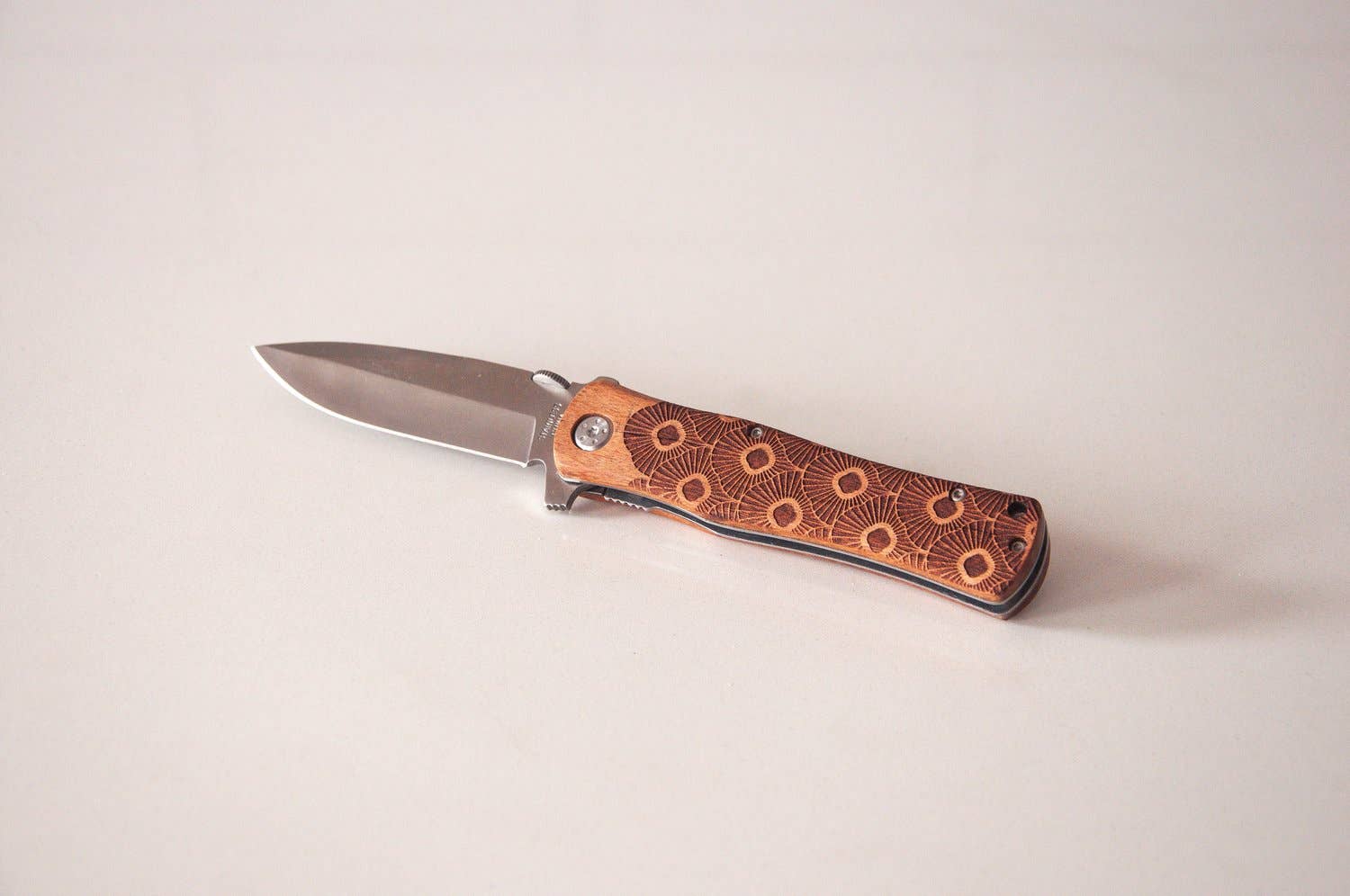 Lucca - Wholesale Pocket Knife/Holder - Rosewood Pocket Knife1