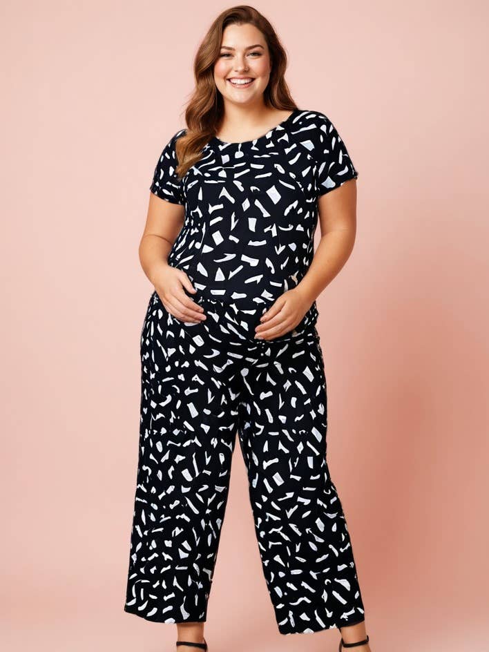 Plus size printed top + skirt set (C6198&BLACK) for wholesale by Pomme Rouge Paris