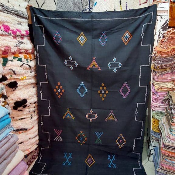 Maroccarpets Poufs and pillows wholesale +31648976894 - Wholesale Vloerkleed - Nieuw HANDGEMAAKTE MAROKKAANSE Cactus zijden tapijt5