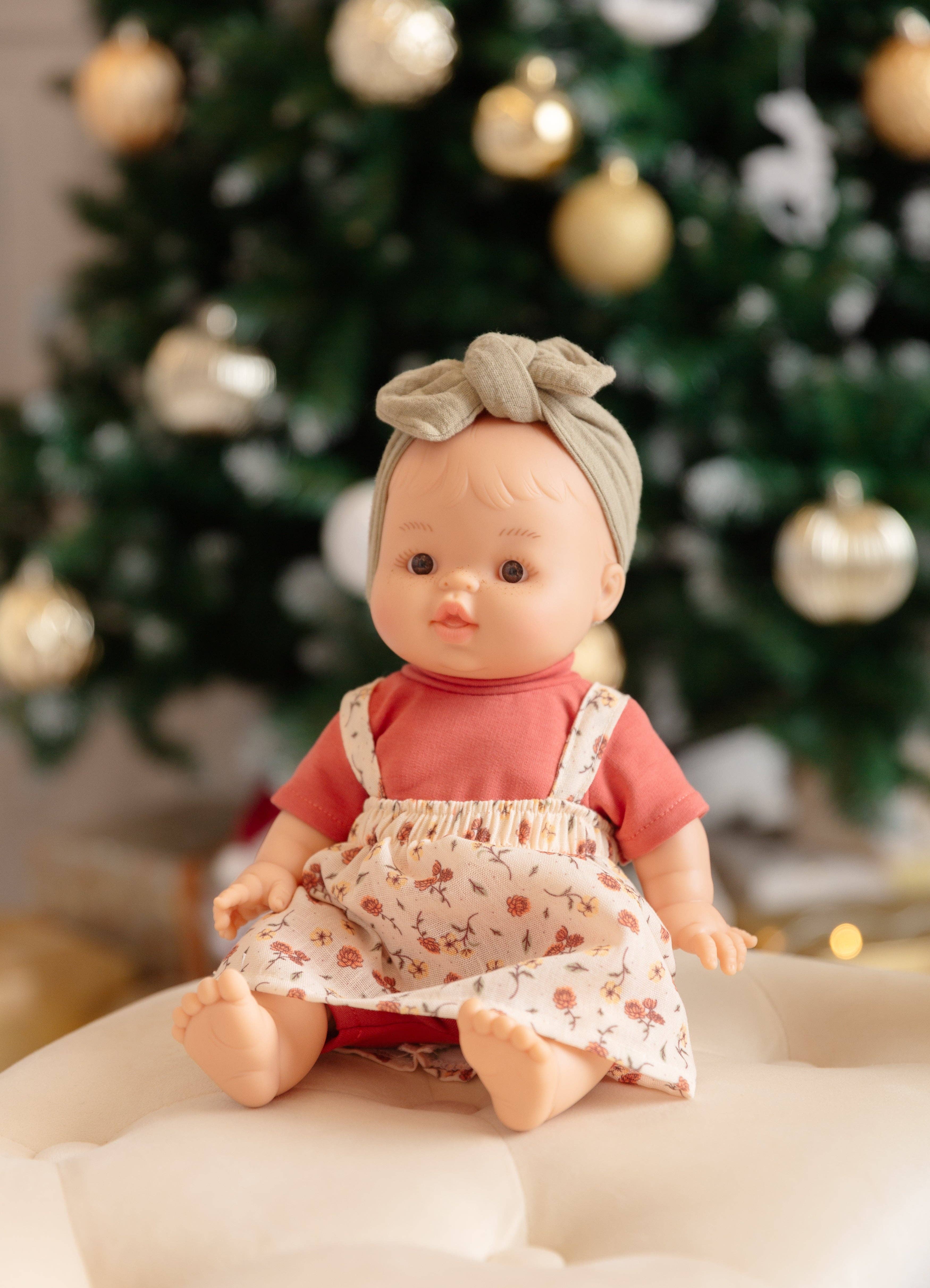 Shine on me Distribution - Wholesale Doll - Kids - Baby Gordis - Frederica floral dress-overalls - Paola Reina1