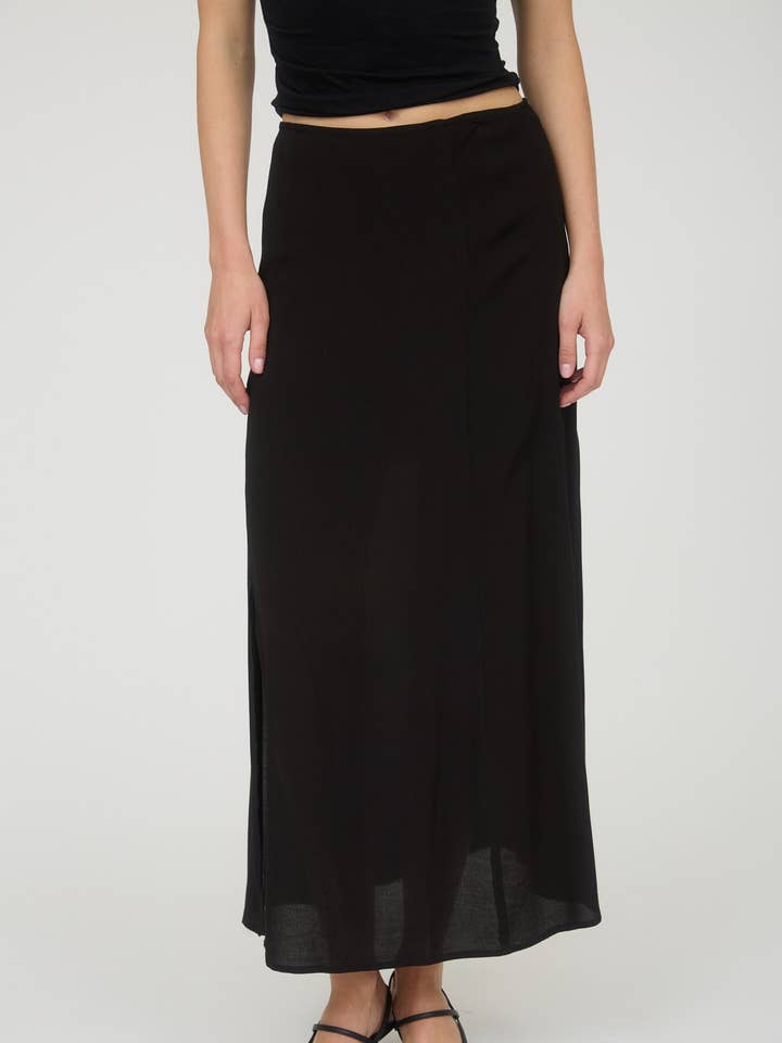 The Workshop Studio - Wholesale Skirt - Women's - SIDE SLIT LIGHTWEIGHT MIDI SKIRT0