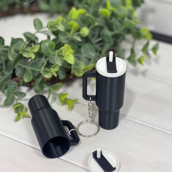 CMD Wholesale - Wholesale Keychain - Unisex - Stan Keychain Holder (5 Pack)1