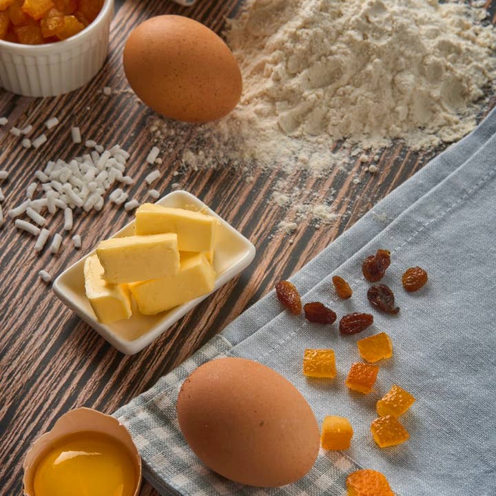 La Forneria di Pula - Wholesale Cake - Classic almond panettone 750 g5