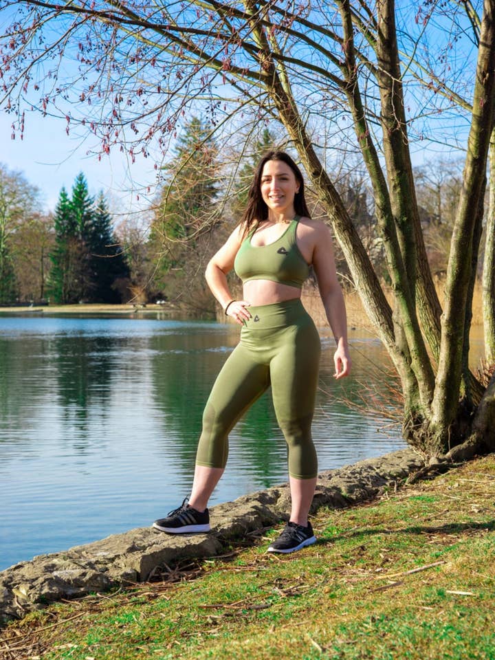 Artemis legging for wholesale by Aura Evolution