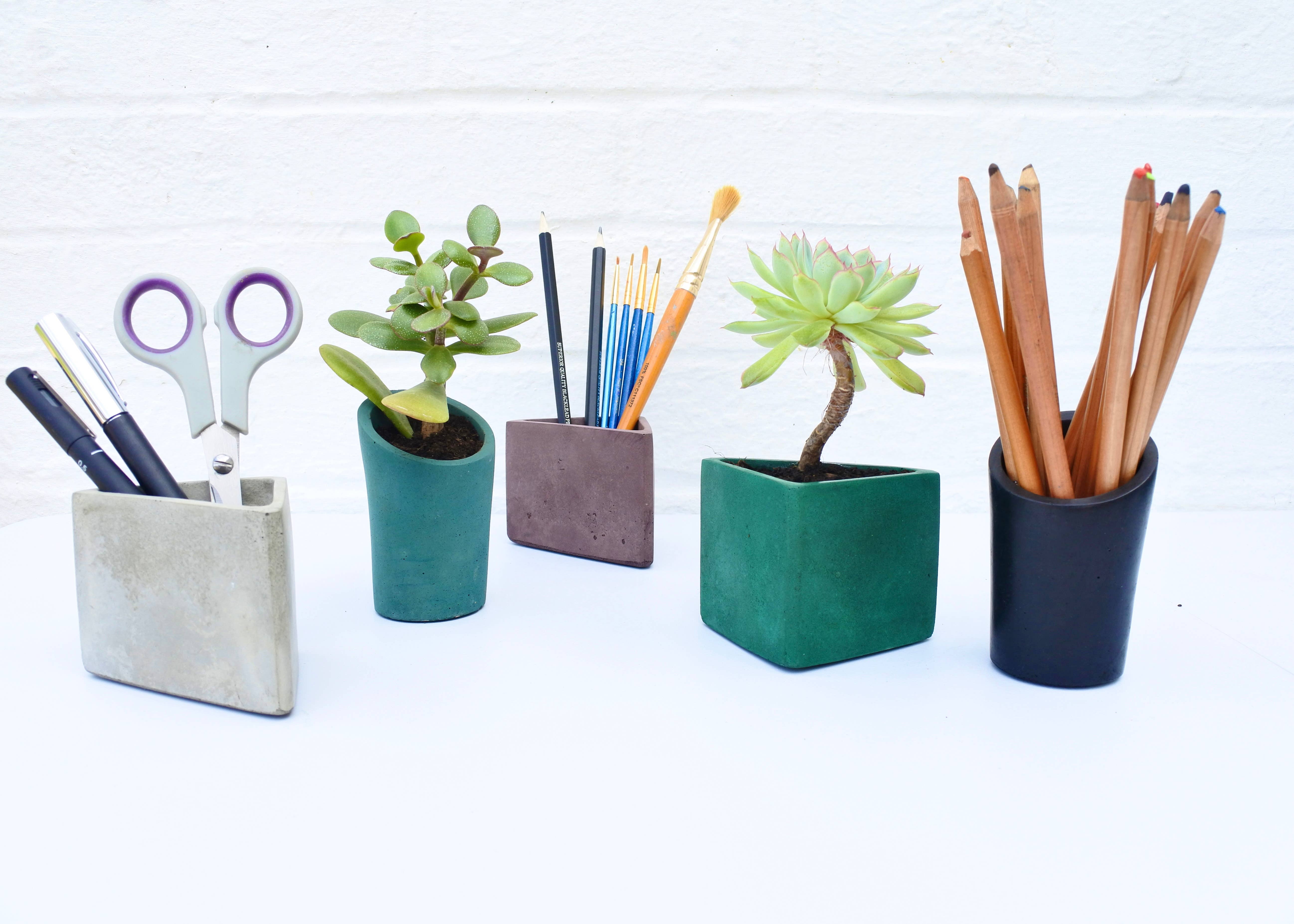 FERN Studio - Wholesale Plantenpot - Duurzaam Concrete Mini Vessel 1 - cilinder. Handgemaakt5
