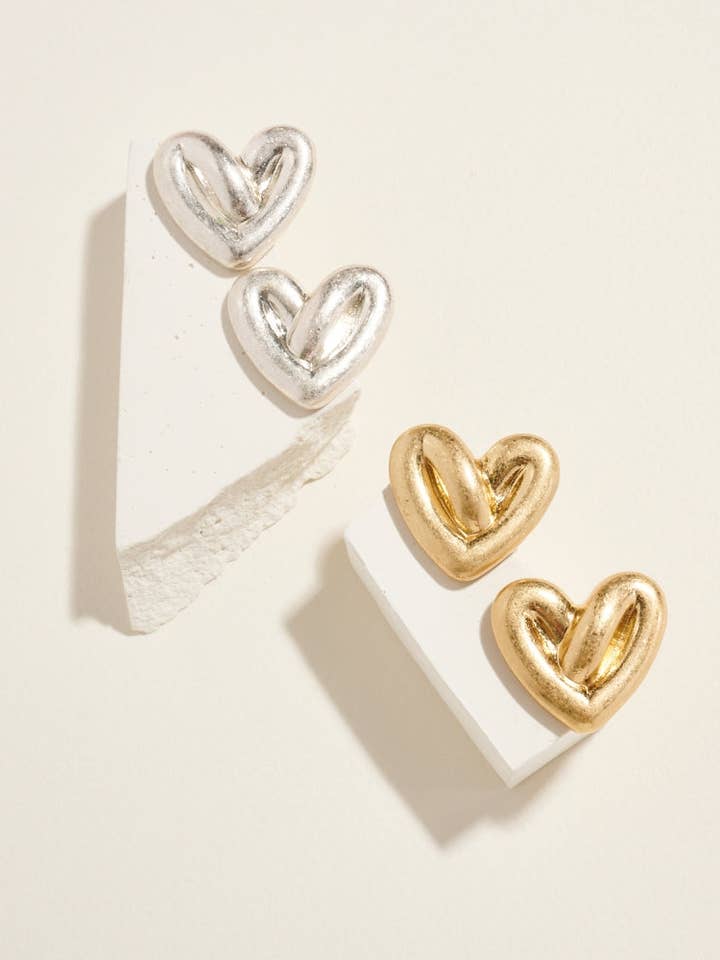 Boucles d'oreilles en forme de cœur gonflé métallique pour la vente par Designature New York