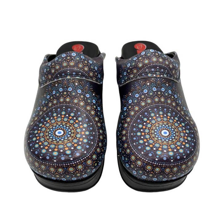 Chenson & Gorett - Wholesale Clogs - Women's - Airmax Leather Clogs with Flexible Sole for Women. Promo