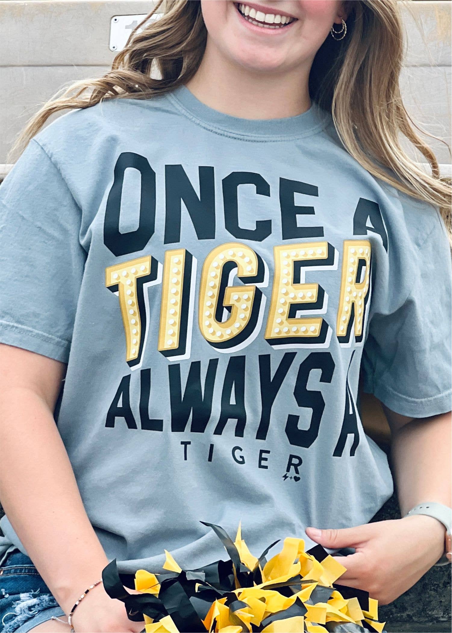 Hustle+Heart - Vente T-shirt sérigraphié – femme - T-shirt Spirit personnalisé Marquee Team (SPIRIT1090-DTF-TEE)2