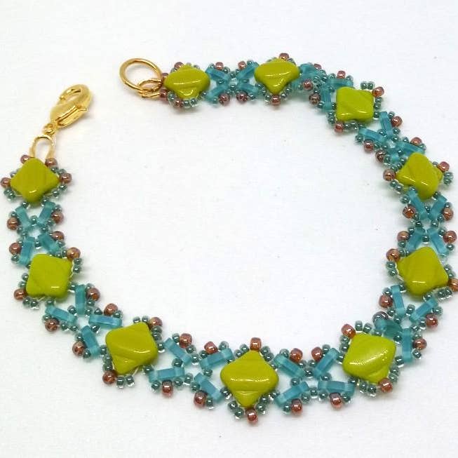 Motorhjelm armbånd for engroshandel hos Amy's Handmade Gifts