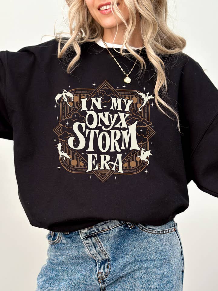 Seven hearts shop - Wholesale Graphic Sweatshirt - Women's - In my Onyx Storm era Sweatshirt Â