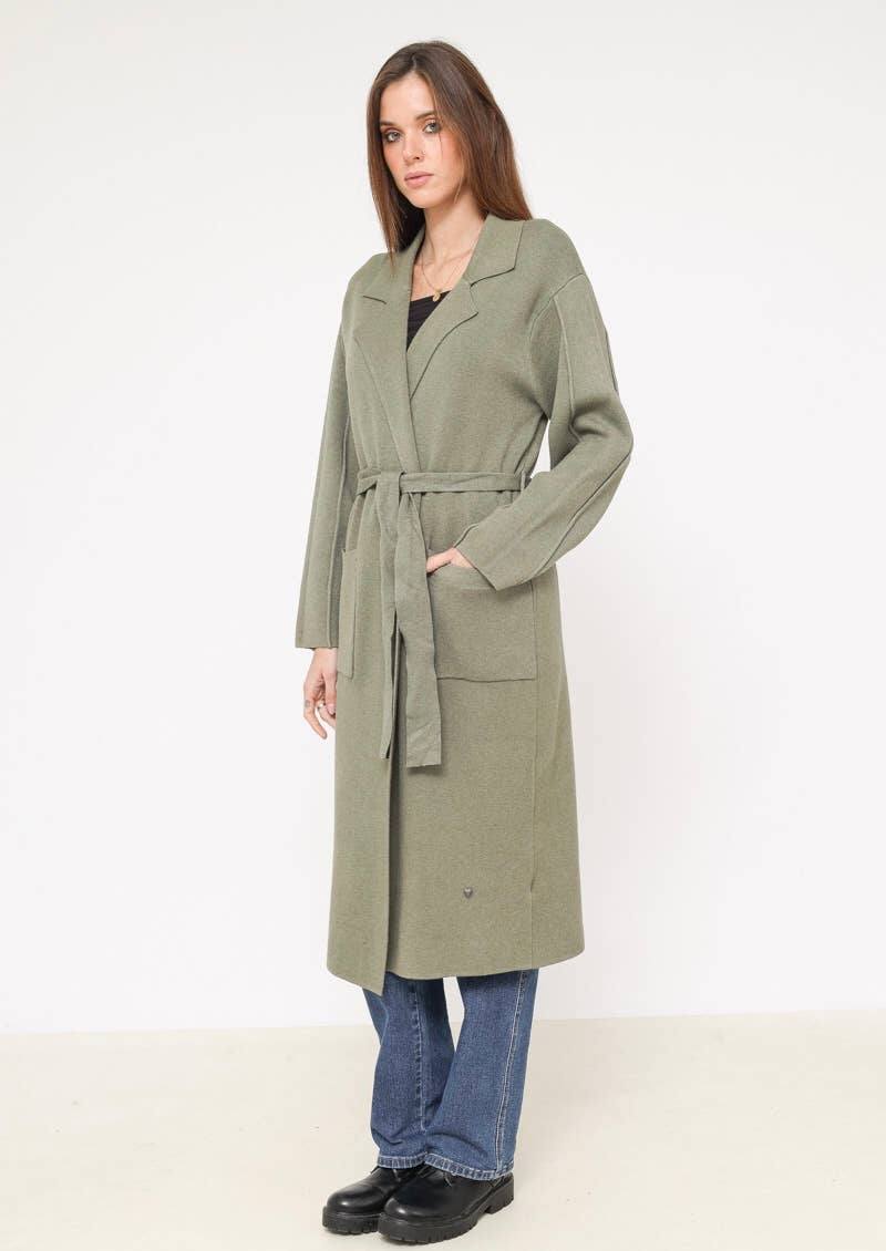 LINEN & COTTON HOUSE - Wholesale Coat - Women's - Classic knitted coat 13103. FALL WINTER CLOTHING2