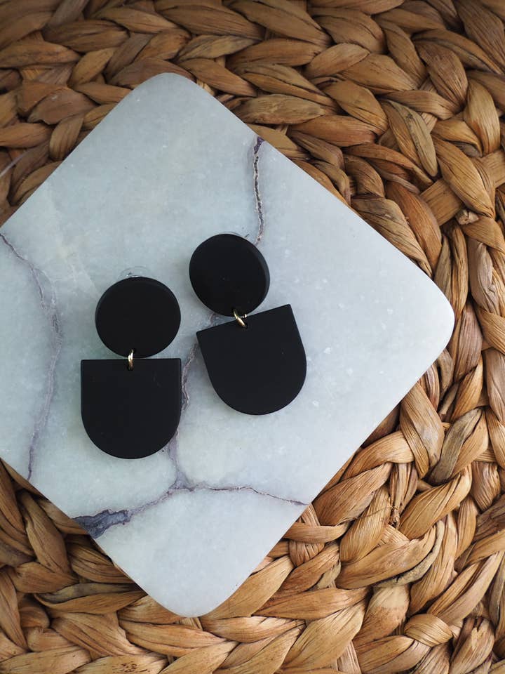 Pendiente Gota Geometrico Negro para venta al por mayor de Salipop LLC