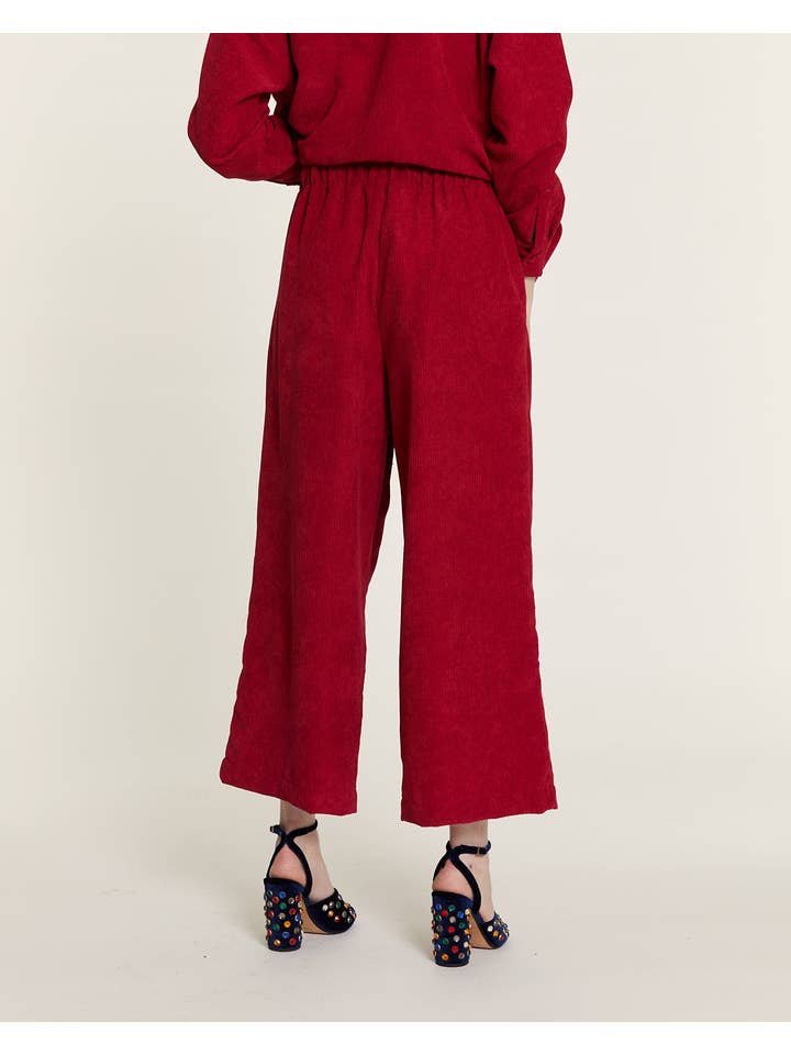 Pepaloves - Wholesale Pants - Women's - CULOTE DE PANA CON PINZAS ROJO3