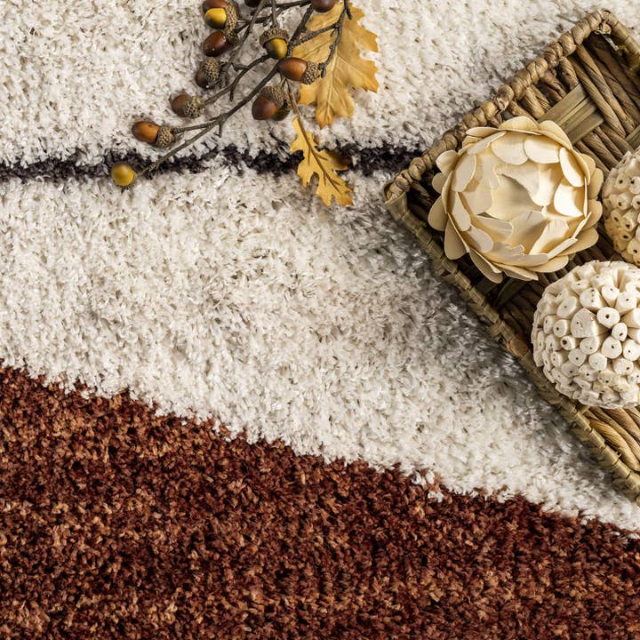 Rust Kali Shaggy Diamond Tassel Area Rug for wholesale on Faire