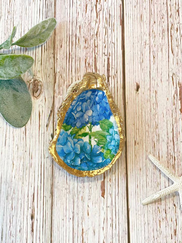 Prato de bugiganga de ostra de hortênsias azuis por atacado de Alison Brooke Designs