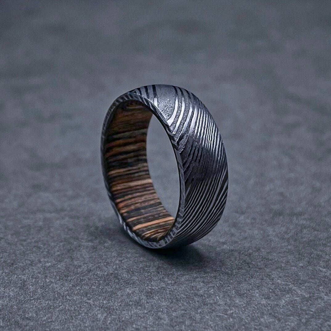 RustyStudioUSA - Wholesale Wedding Band/Ring - Damascus Steel with Hardwood Sleeve Inlay Band Handmade Damascus Ring Men Wedding Ring Men Engagement Ring Men Band Twist Damascus Steel