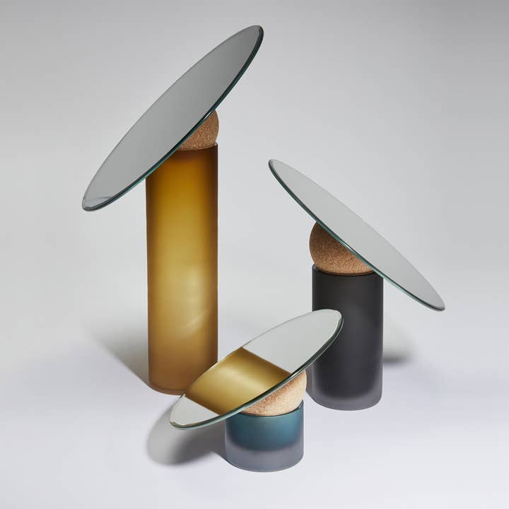 Espelho de mesa inclinável de vidro soprado Astra por atacado de Clémence Birot