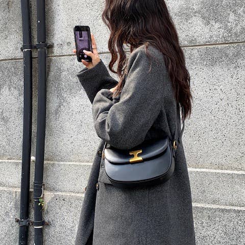 Pretty Persuasions - Wholesale Shoulder Bag - Women's - P24023 Shoulder Bag1