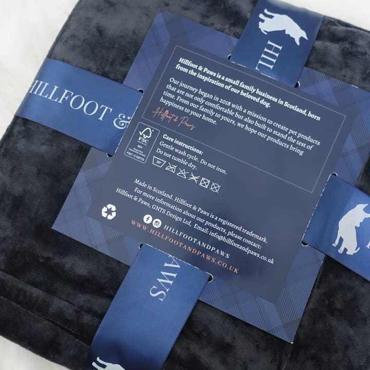 Hillfoot & Paws - Wholesale Pet Blanket - Dog - Scuff Tough Handmade Luxury Dog Blanket - Black