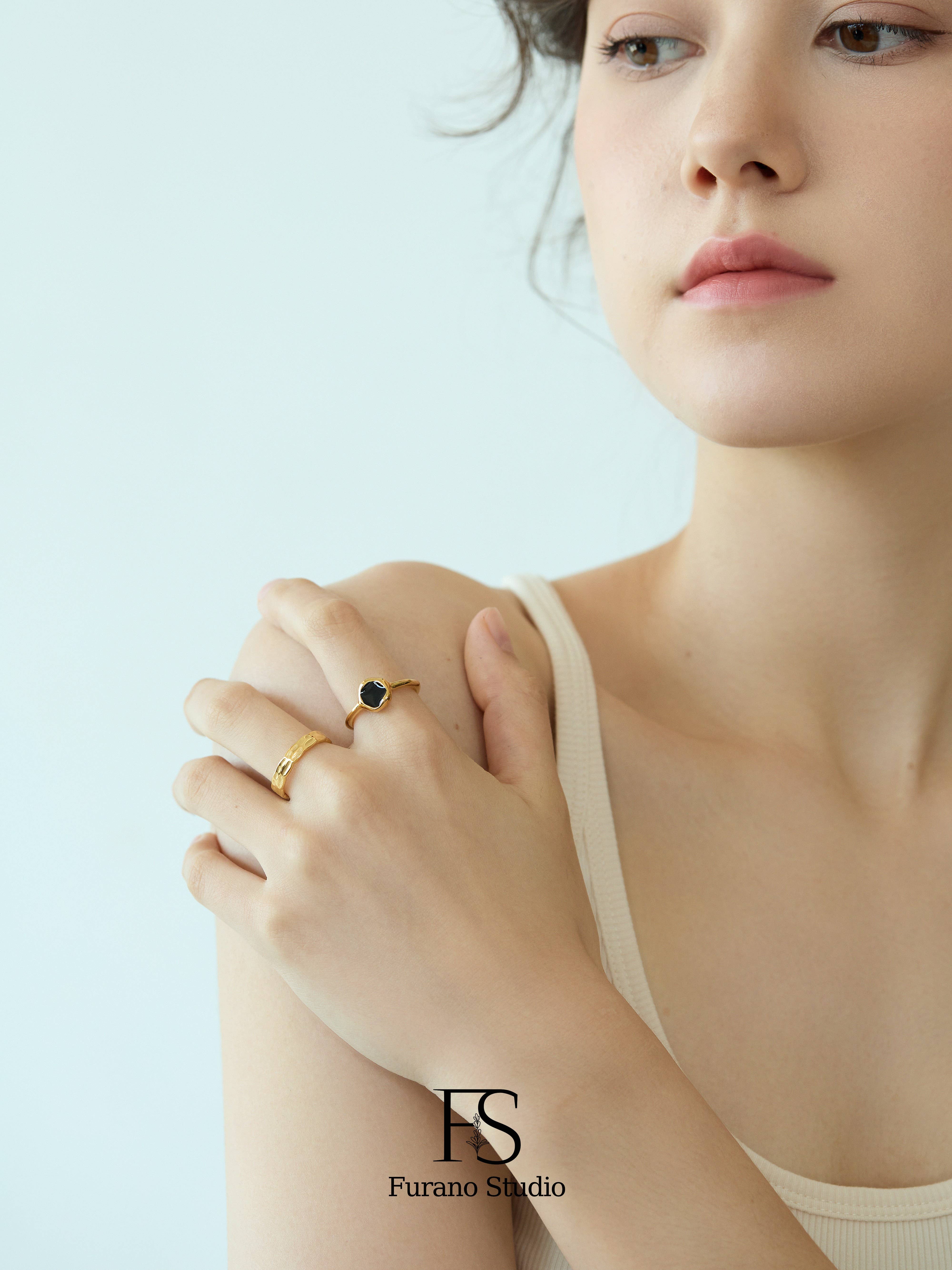 Furano Studio - Vente Chevalières - Bague noire, bague en or non ternissant3