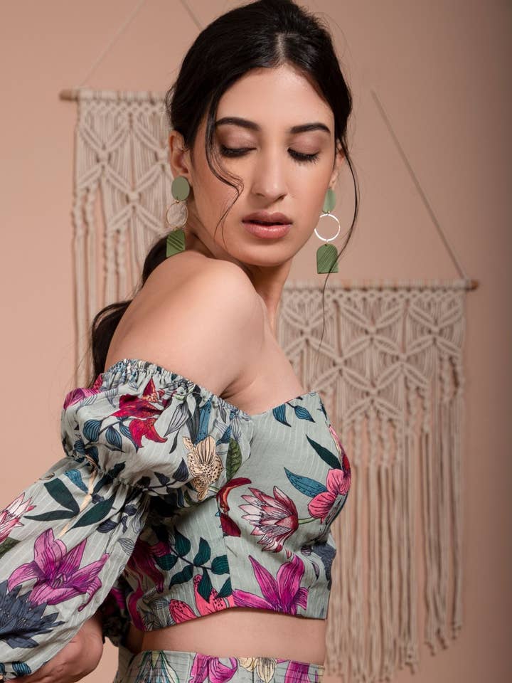 Rozy Off shoulder Top för wholesale av AROOP