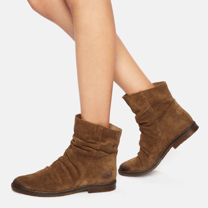 Women's Boots Clash 8114 Marvin Mou for wholesale on Faire3