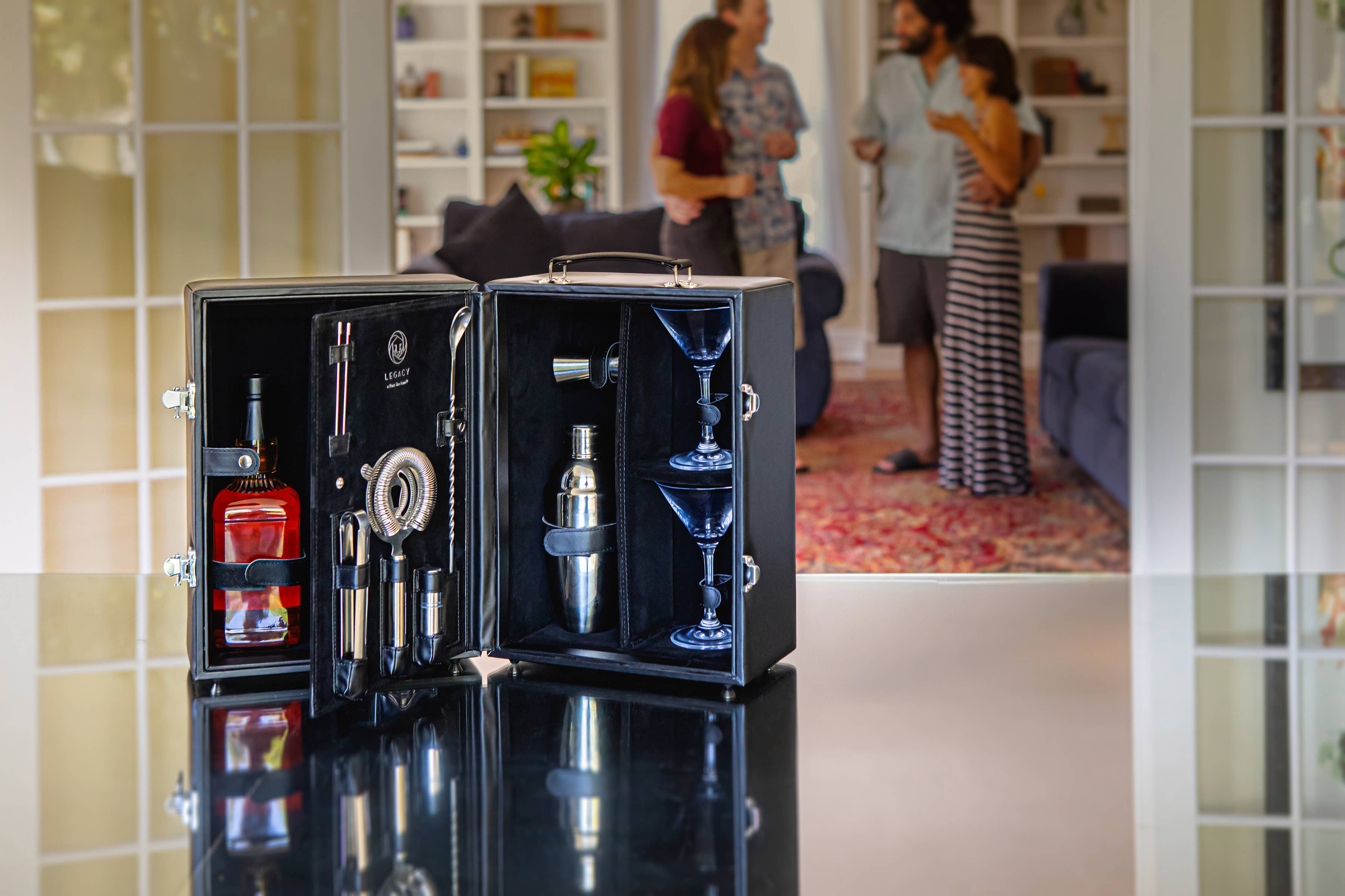 Picnic Time Family of Brands - Wholesale Bar Tool - Manhattan Cocktail Case, (Black)1