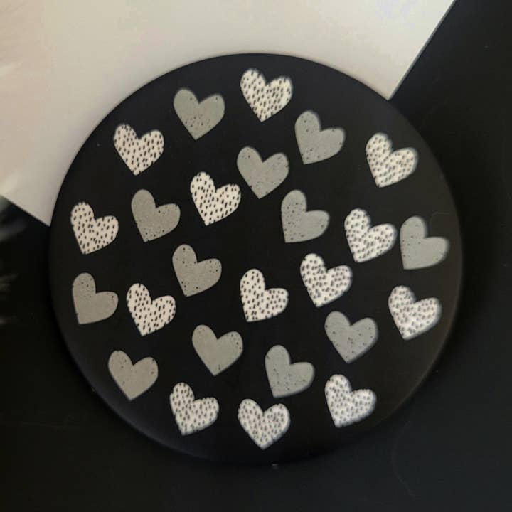 Large magnet for pinboard or refrigerator with hearts for wholesale by Farbrausch