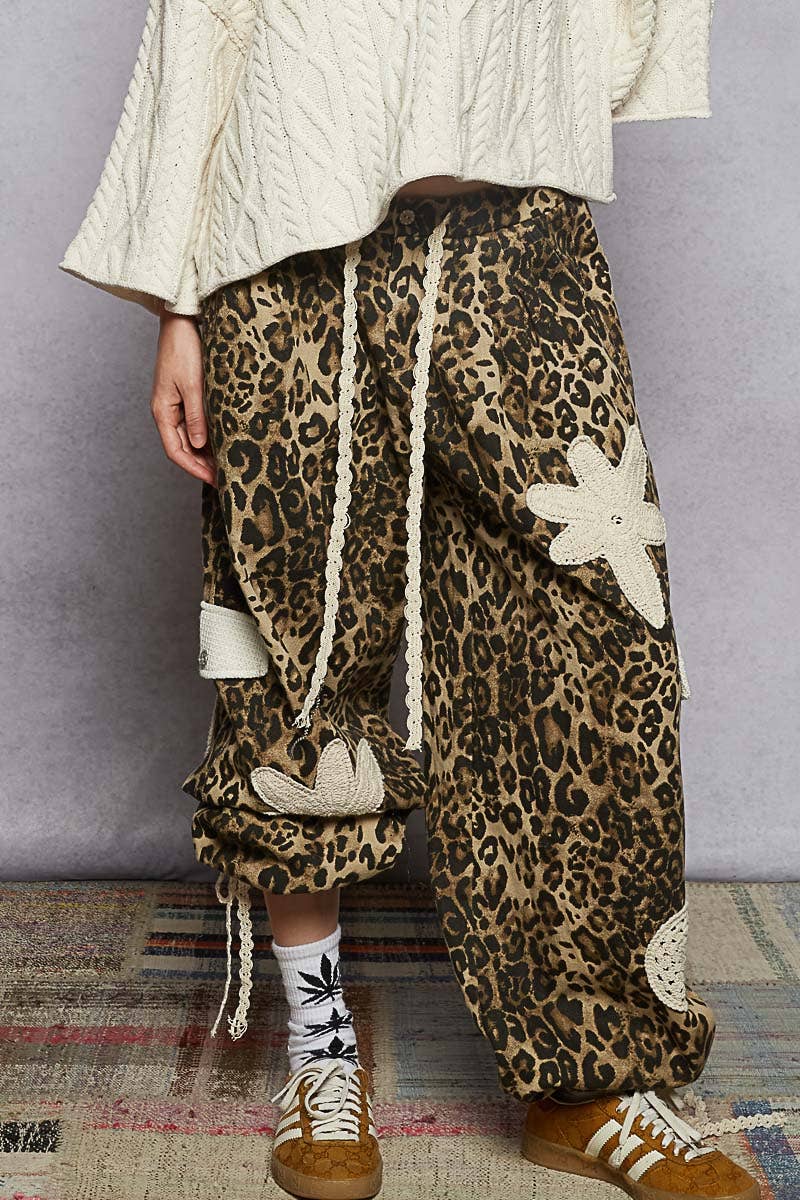 Pol Clothing - Wholesale Pants - Women's - Pleat Detail Floral Patchwork Cargo Pants21