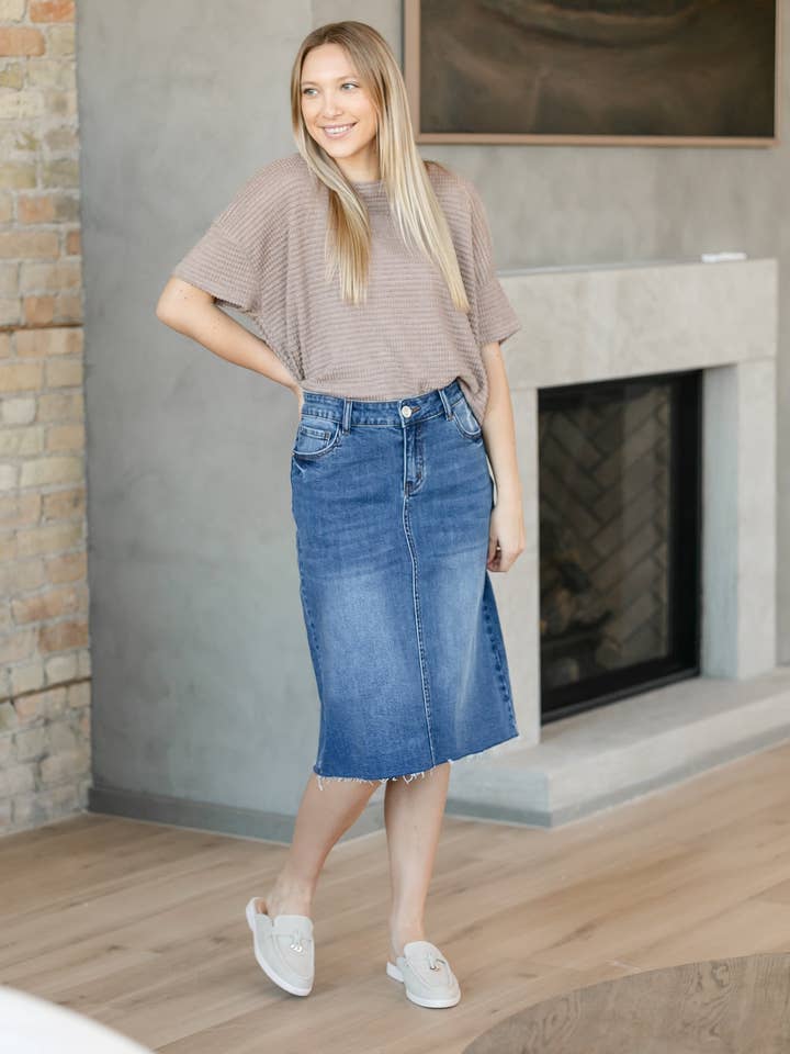 Inherit Clothing Company – Saia - Mulher por atacado – Saia de Ganga Midi com Bainha Desfiada Rylin5