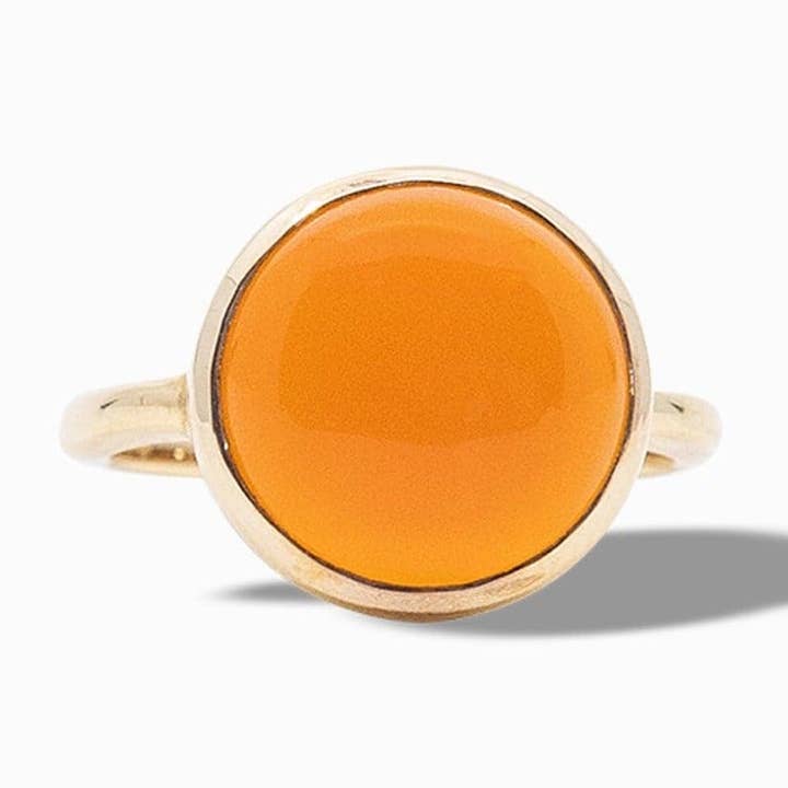 Regenbogenring aus orangefarbenem Chalcedon für den Großhandel von Laura Foote Designs