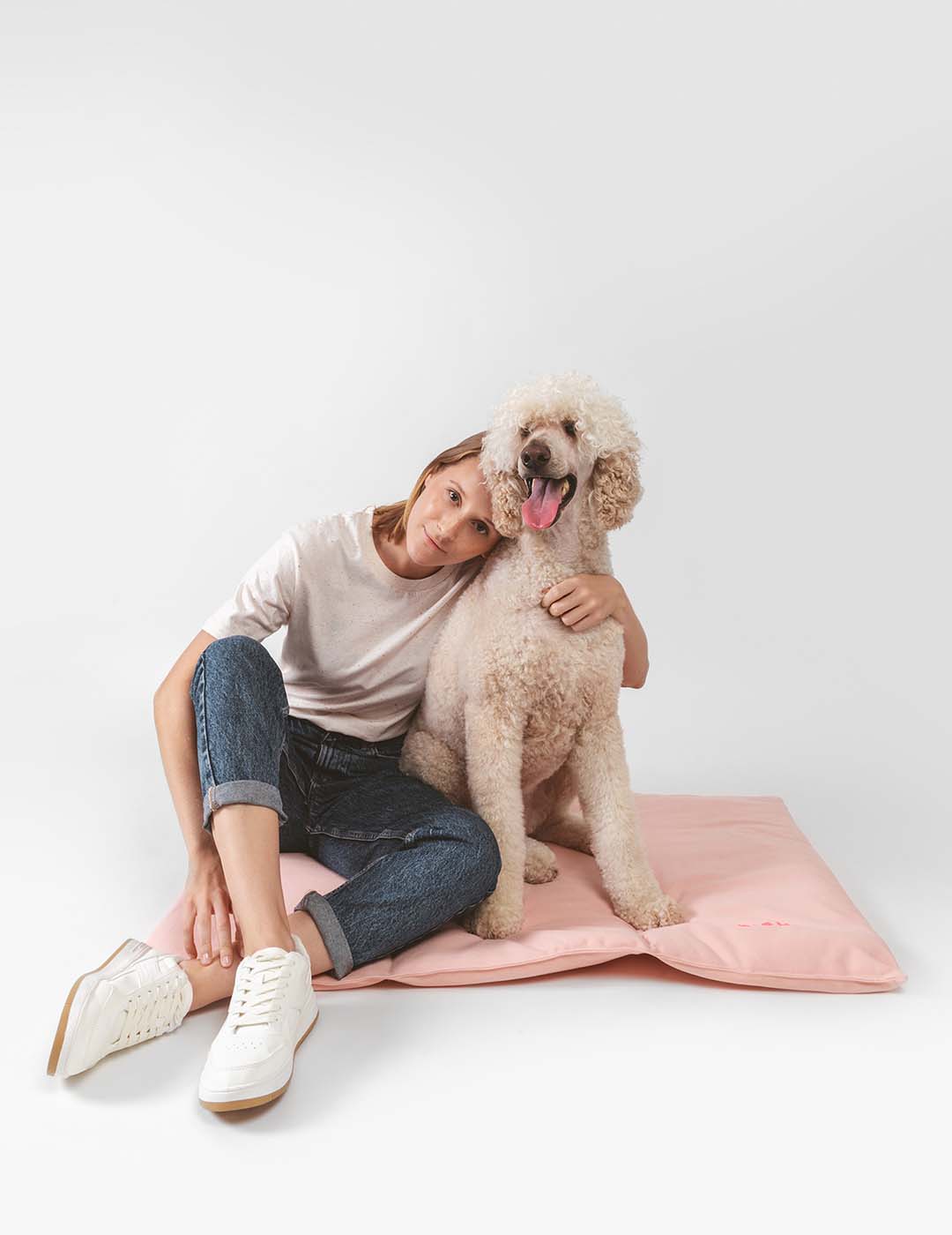 Qisu - Wholesale Pet Bed - Dog - Dog bed | Nomad Bed2