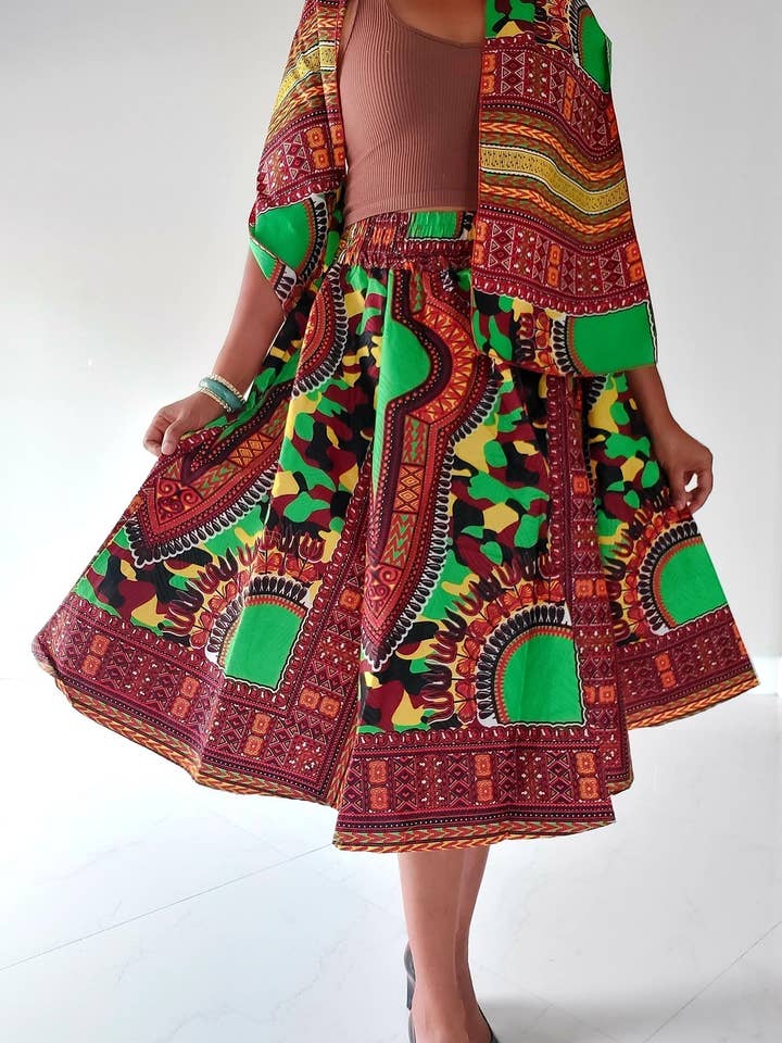 Gonna da donna di media lunghezza con stampa Dashiki 1090 - Verde per la vendita all'ingrosso da parte di India Batik