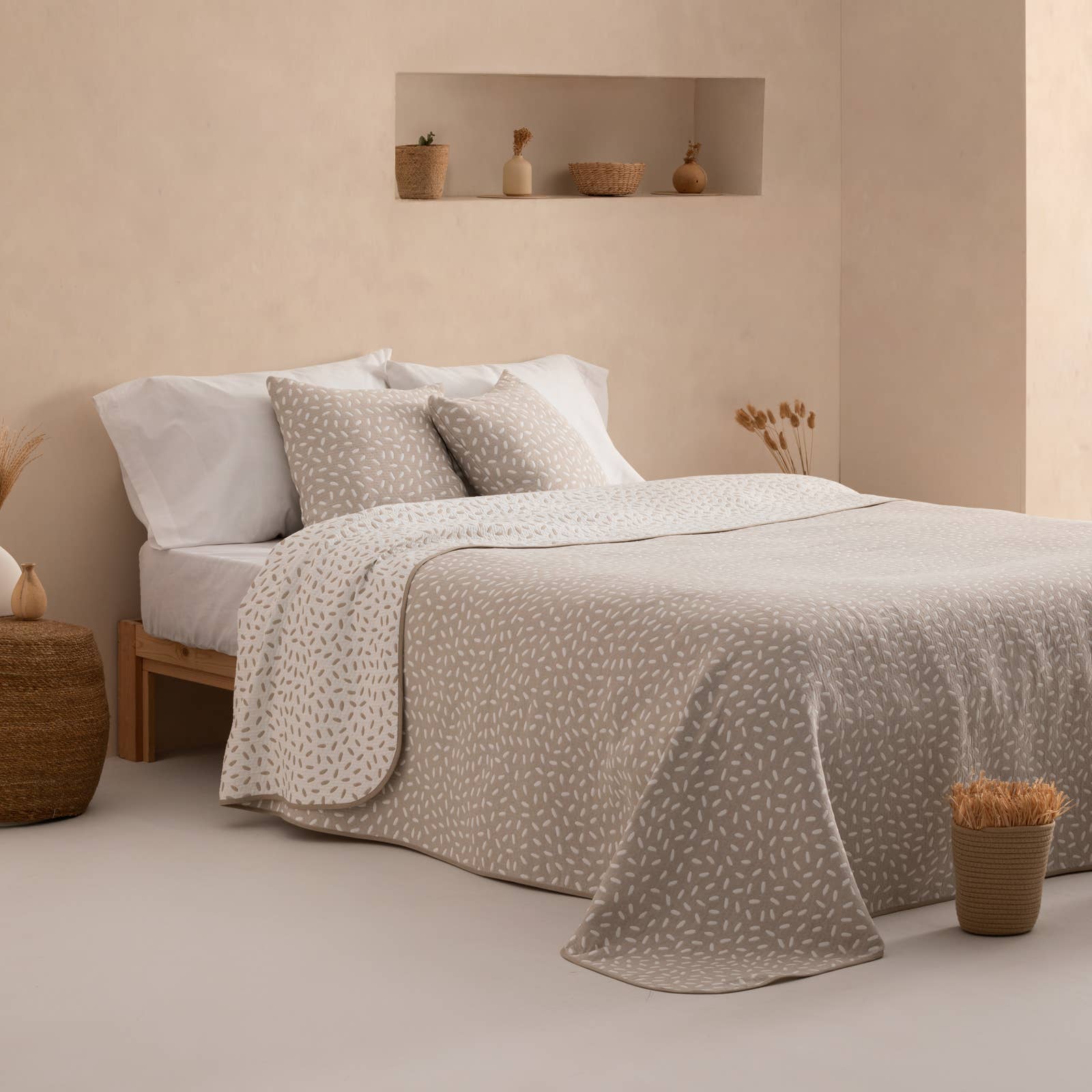 GAMUSI - Wholesale Quilt - CINTI light cotton jacquard bedspread1