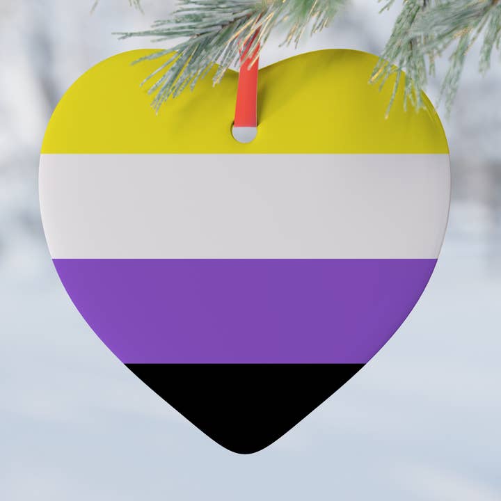 Niet-binair hart ornament voor wholesale door Little Rainbow Paper Co