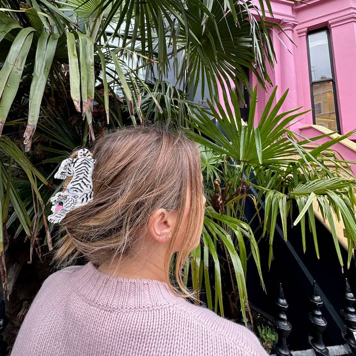 Solar Eclipse - Wholesale Hair Clip - Women's - Hand-painted Tiger Animal Claw Hair Clip | Eco-Friendly2