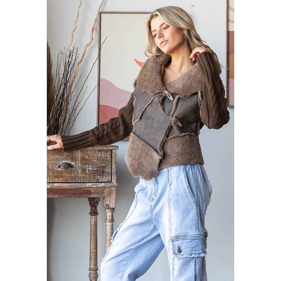 Oli&Hali - Wholesale Leather Jacket - Women's - FAUX LEATHER WINTER JACKET WITH SWEATER SLEEVES12