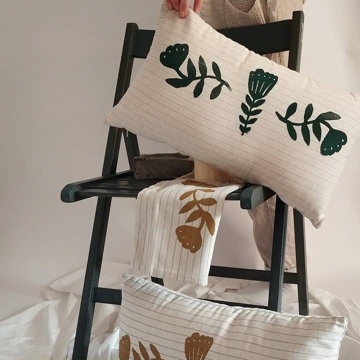 The Ink Job - Wholesale Lumbar pillow - Nostalgic Flower Print Linen Pillow2