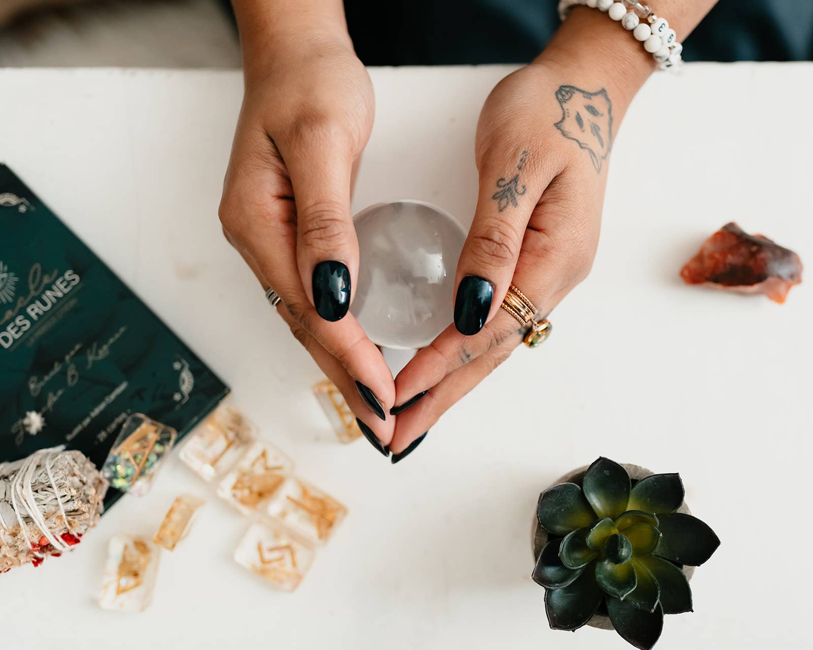 Witches box - Wholesale Tarotkaarten - Het orakel van de runen5