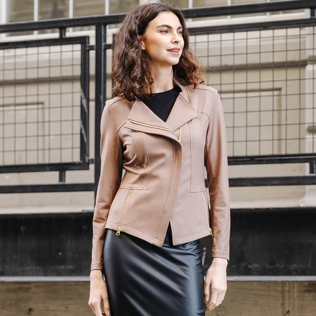 Clara Sunwoo - Vendita all'ingrosso Giacca in pelle - Donna - Giacca Signature Liquid Leather™ JK16113