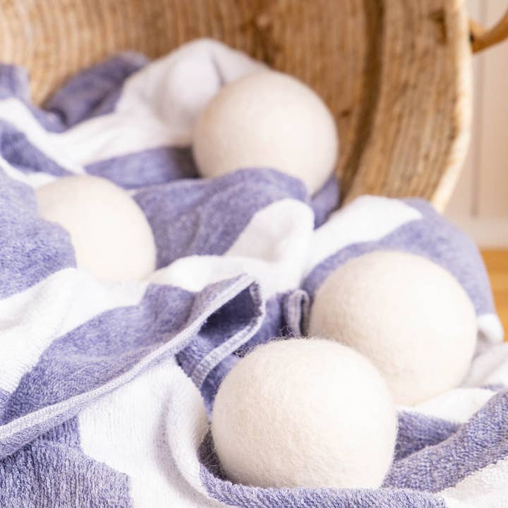 Friendsheep - Wholesale Dryer Balls - Creamy White Eco Wool Dryer Balls5