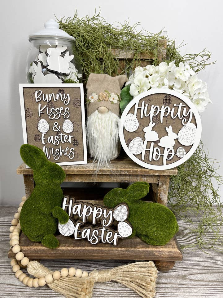 Panneaux et décorations en bois neutres pour Pâques et le printemps pour la vente par Climbing Branches