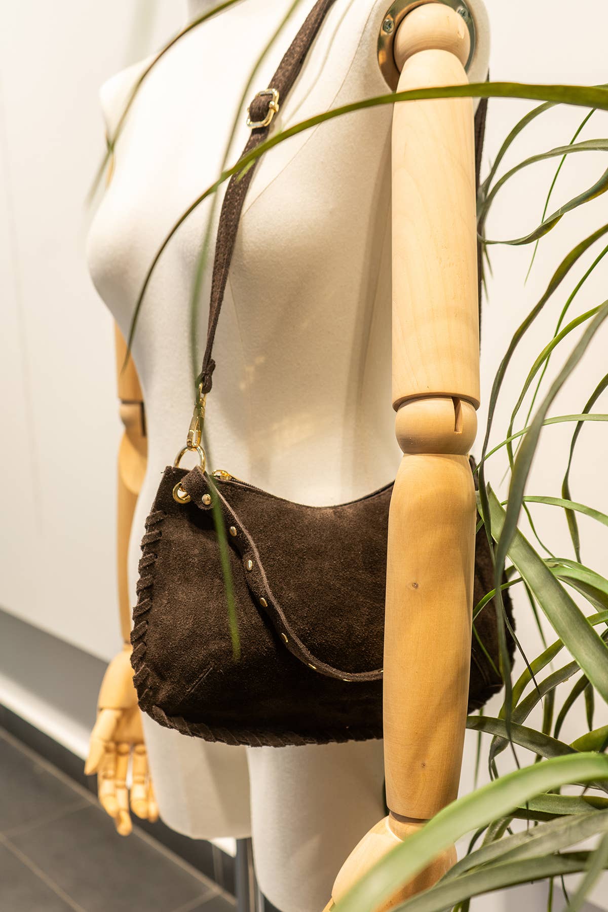 Cherry Paris - Wholesale Shoulder Bag - Women's - JOËLLE SUEDE Bag - 418730