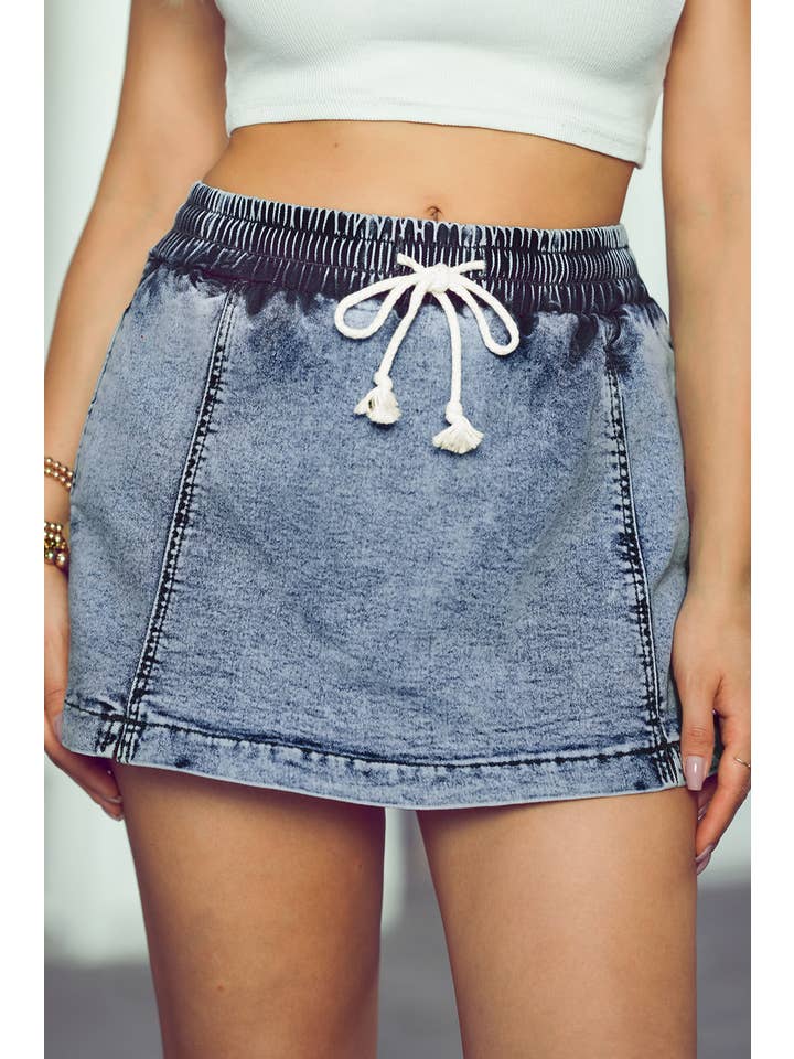1 the Woman - Wholesale Shorts - Women's - Drawstring High Waist Pocketed Denim Shorts
